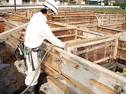 アパート基礎工事